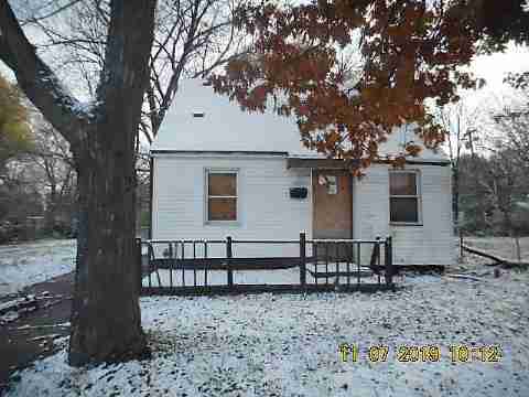 12100 Burt (1)_m.jpg